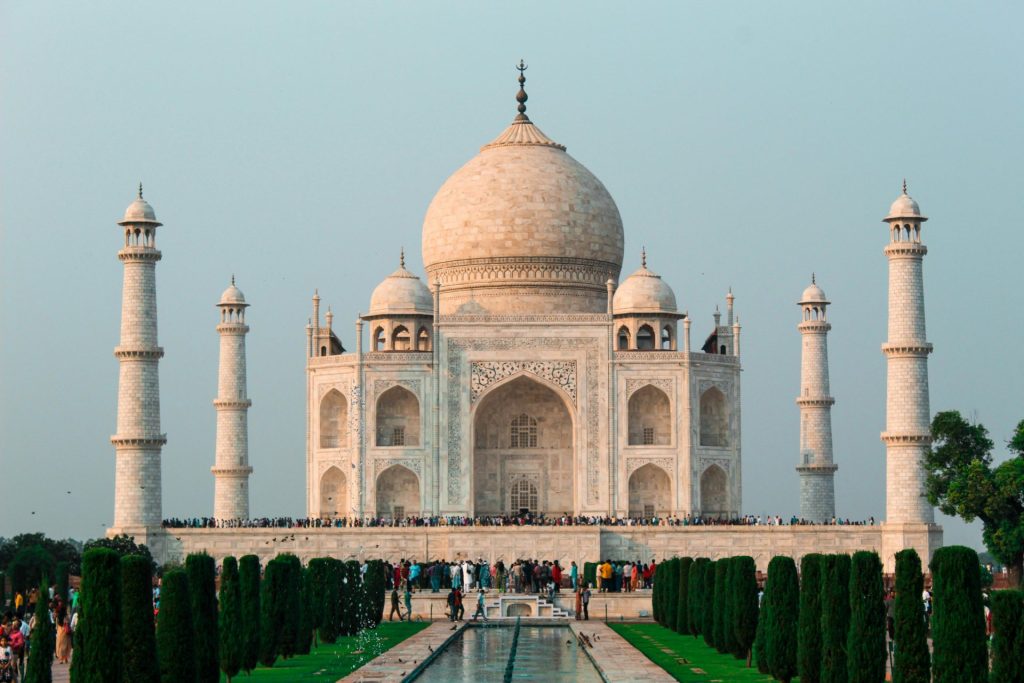 Famous Landmarks - Taj Mahal